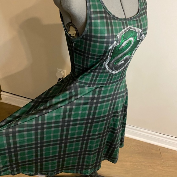 BRAND NEW Slytherin Harry Potter Skater Dress - Picture 3 of 4